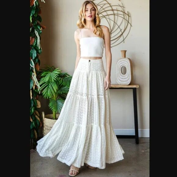 Oli & Hali Mineral Washed Eyelet Tiered Maxi Skirt in Off White New Size Large - Picture 2 of 7
